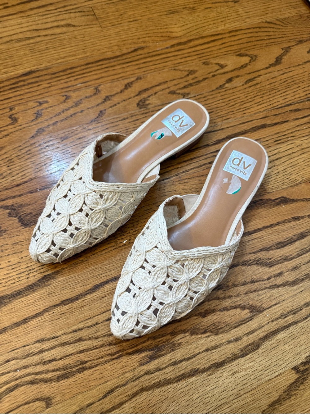 Dolce Vita Cream Crochet Pointed-Toe Slip-On Mules
